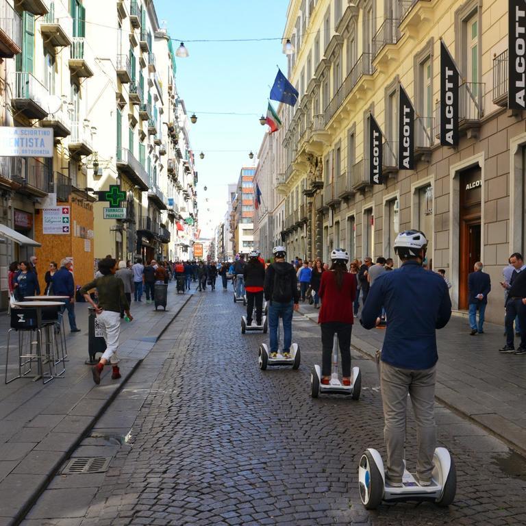 Toledostop ナポリ エクステリア 写真 Segway tour in Madrid, Spain